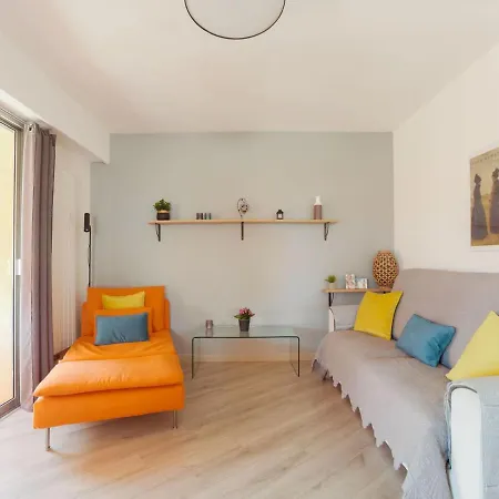 Apartment Serene Apartment In Top Location In Menton Near Sea *
